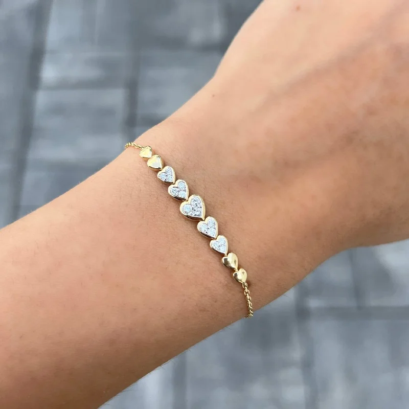 14K GOLD DIAMOND DARA HEART BRACELET