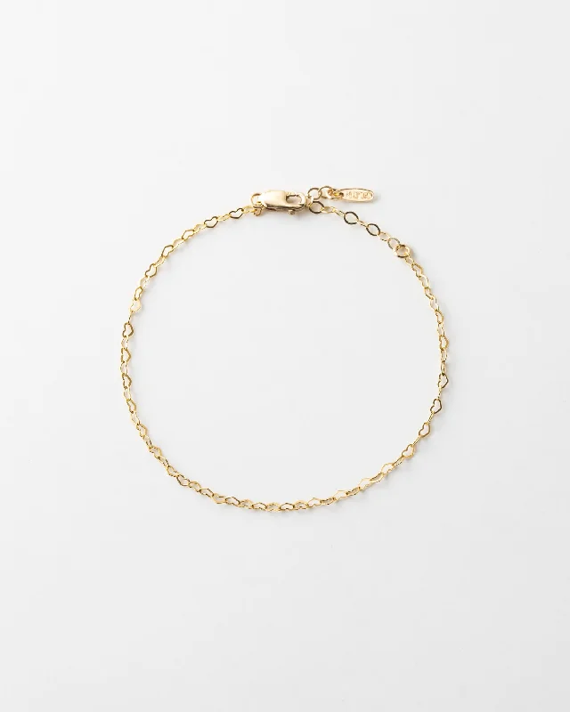 Dainty Heart Bracelet