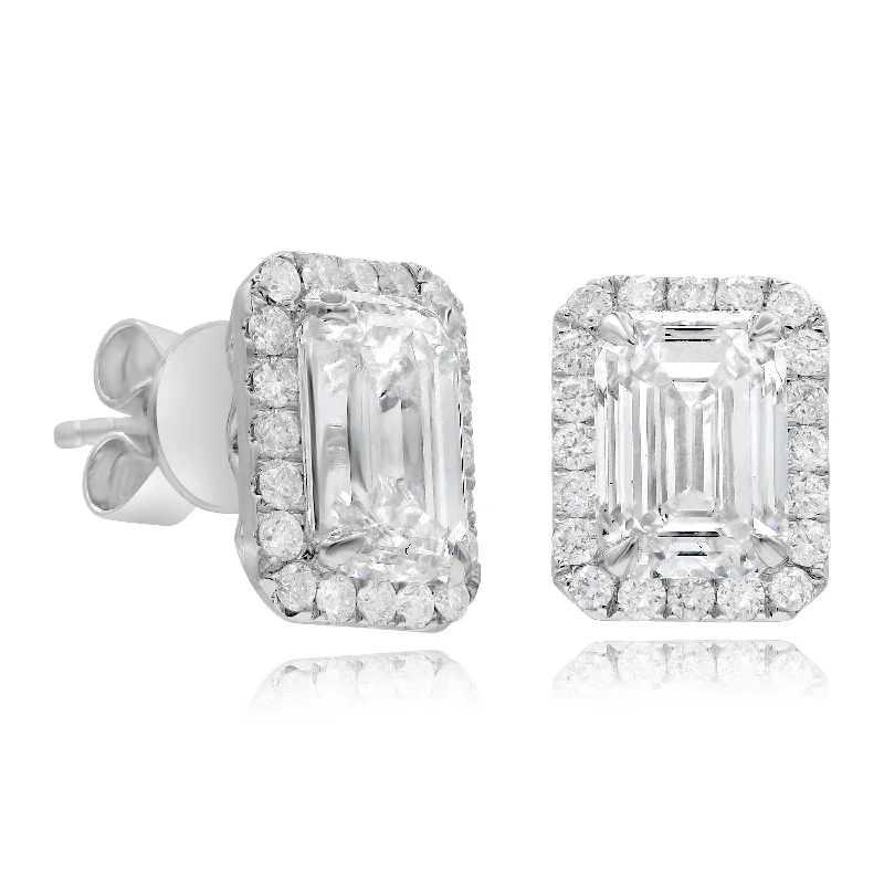 0.50ct Round Diamond and 3.50ct Emerald-Cut Lab Grown Diamond Earrings set in 18KT White Gold / LGDEN708