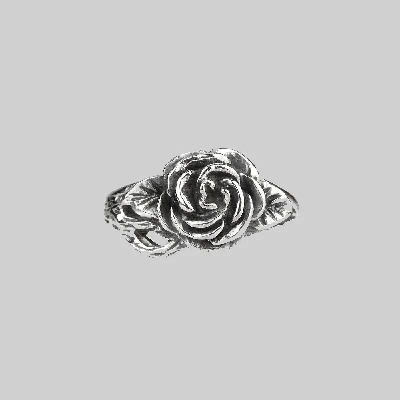 DEATHLY ROSE. Flourishing Rose Silver Ring