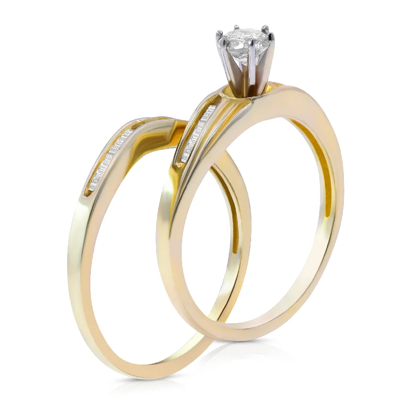 0.51ct Diamond Ring set in 14KT Yellow Gold / J654Q2