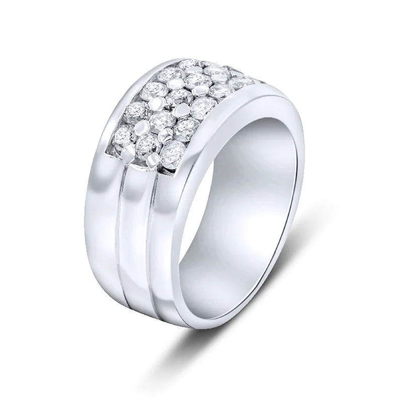 1.07ct Diamond Ring set in 14KT White Gold / MB3159