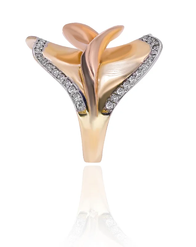 0.54ct Diamond Ring set in 14KT White and Rose Gold / MD04