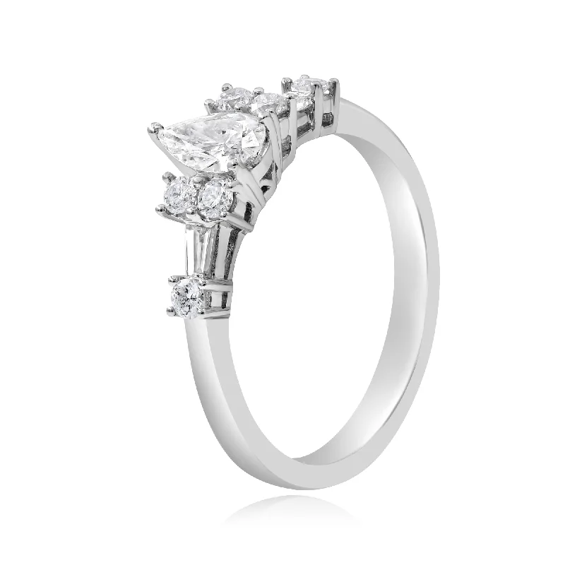 0.71ct Diamond Ring set in 18KT White Gold / R04068