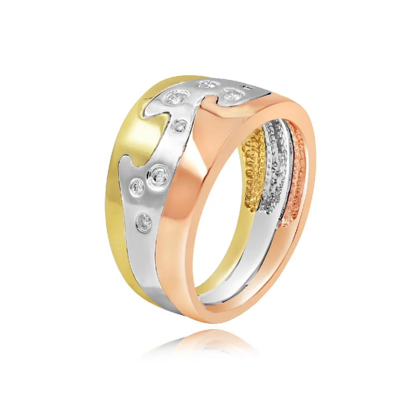 0.15ct Diamond Ring set in 14KT White, Yellow and Rose Gold / R18067