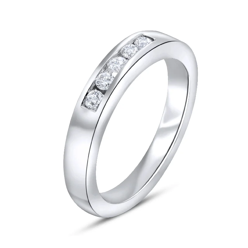 0.20ct Diamond Ring set in 14KT White Gold / R7021