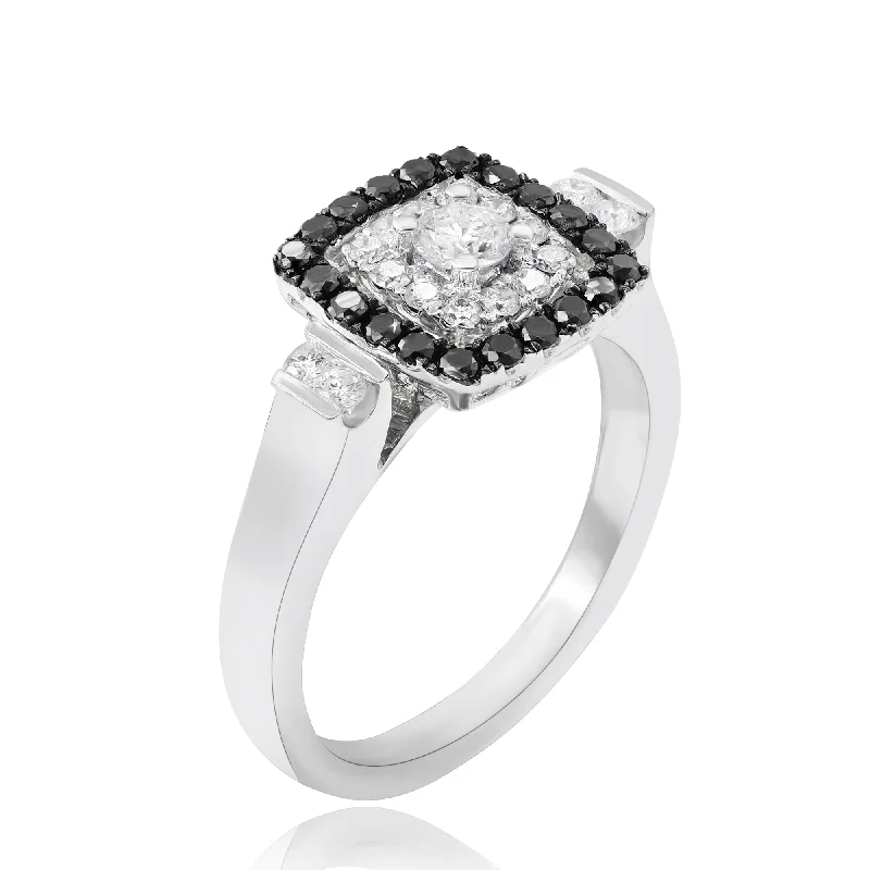 0.50ct White and 0.31ct Black Diamond Ring set in 14KT White Gold / RC457