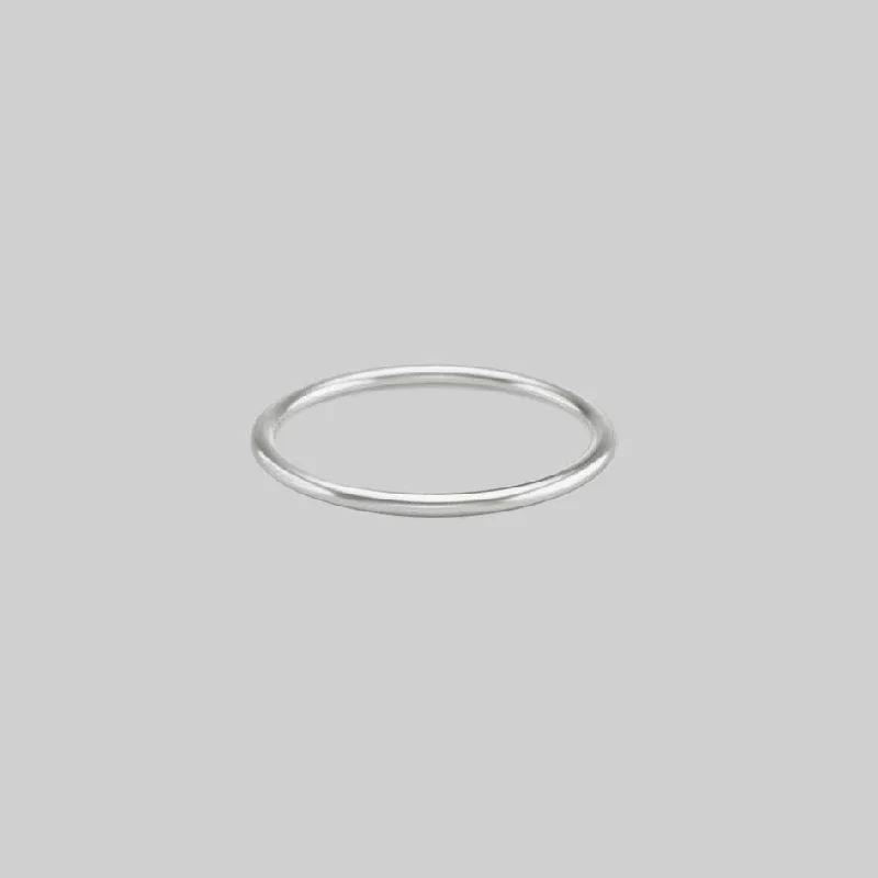 SABIHA. Sterling Silver Knuckle Ring