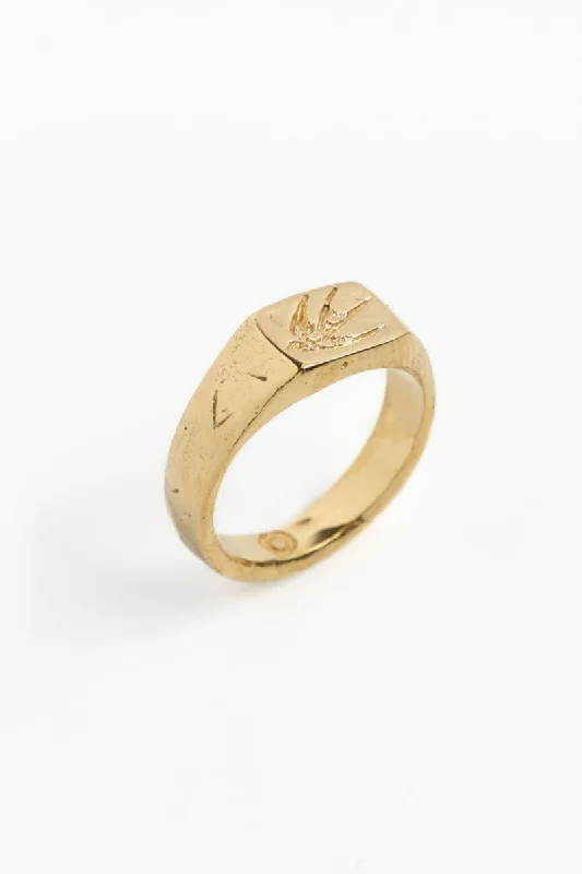 Swallow Signet | Gold